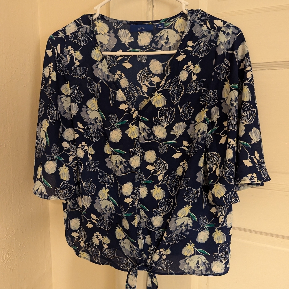 Apt 9 blue floral blouse with waist tie and bell sleeves XS
